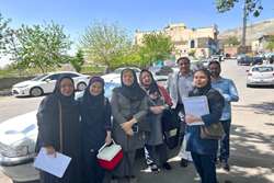 بازدید میدانی سرپرست مرکز و تیم همراه از روند اجرای طرح تکمیلی واکسیناسیون فلج اطفال (ماپینگ آپ) در منطقه فرحزاد مورخ 1404.1.24 مرکز بهداشت شمال غرب 2 دانشگاه علوم پزشکی ایران